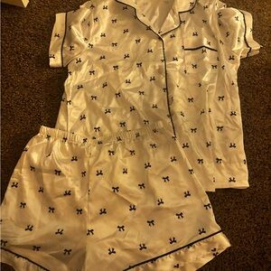 White and Black Bow Print Pajama Set